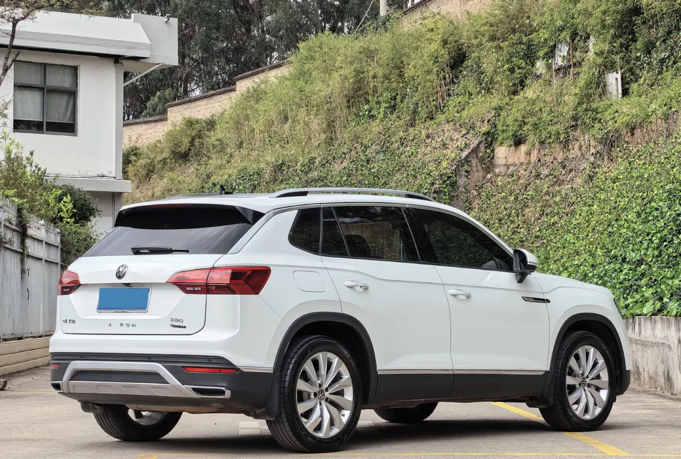 2022 Volkswagen Tayron 2.0T 220HP L4 7DCT,autocango,china used car exporter,china ev exporter,chinese used car exporter,chinese used ev exporter