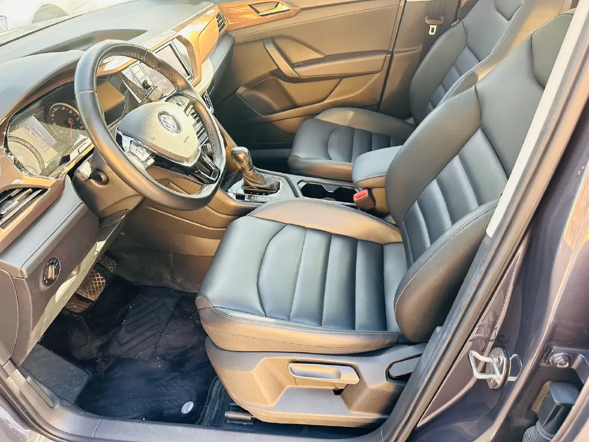 2019 Honda CR-V 1.5T 193HP L4 CVT,autocango,china used car exporter,china ev exporter,chinese used car exporter,chinese used ev exporter