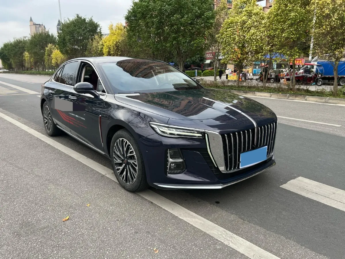 2024 HongQi H5 2.0T 224HP L4 8AT,autocango,china used car exporter,china ev exporter,chinese used car exporter,chinese used ev exporter