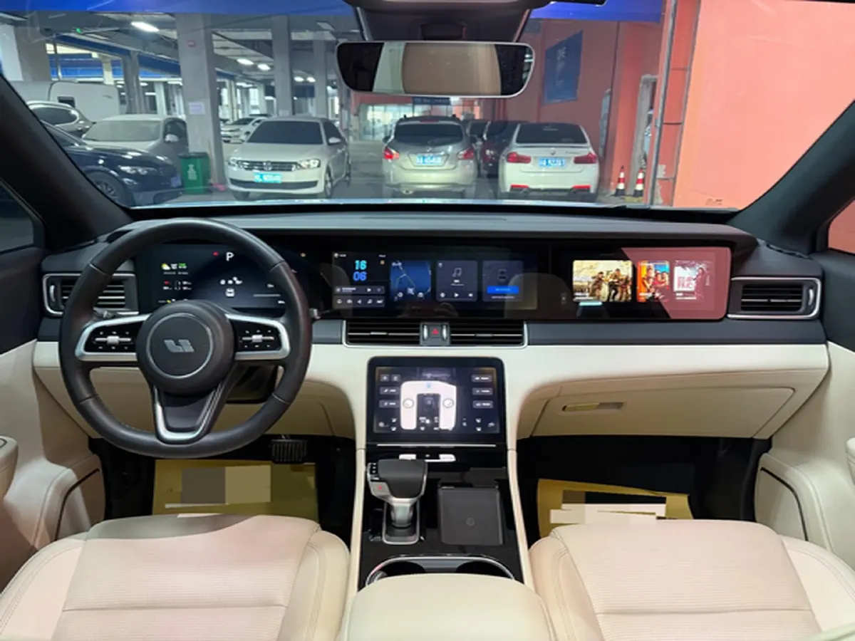 2021 Li ONE Range Extended 131HP REEV 40.5KWH,autocango,china used car exporter,china ev exporter,chinese used car exporter,chinese used ev exporter