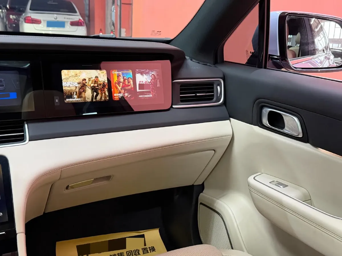 2021 Li ONE Range Extended 131HP REEV 40.5KWH,autocango,china used car exporter,china ev exporter,chinese used car exporter,chinese used ev exporter