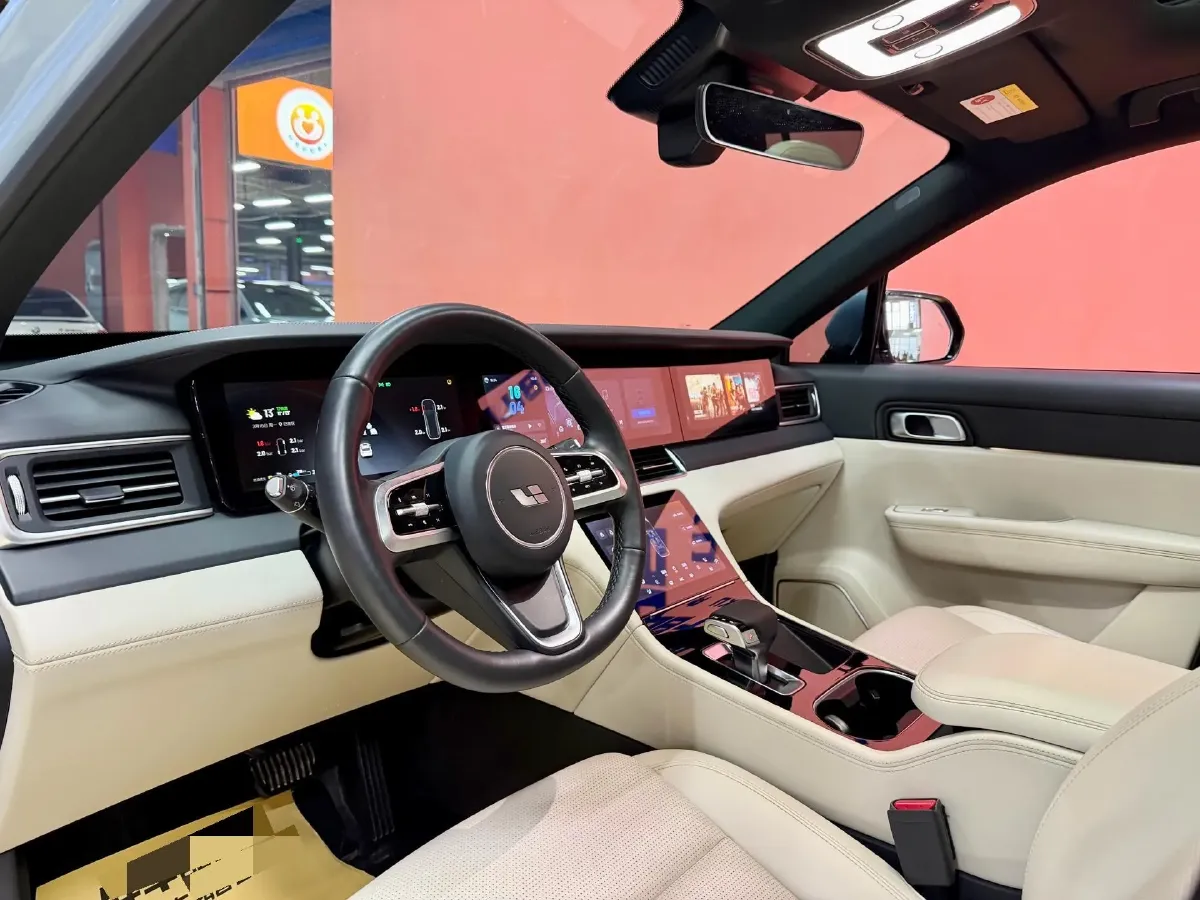 2021 Li ONE Range Extended 131HP REEV 40.5KWH,autocango,china used car exporter,china ev exporter,chinese used car exporter,chinese used ev exporter