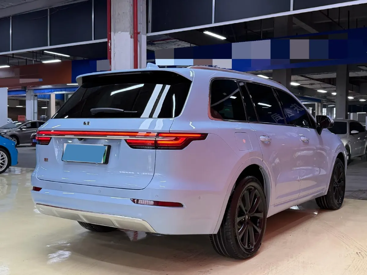 2021 Li ONE Range Extended 131HP REEV 40.5KWH,autocango,china used car exporter,china ev exporter,chinese used car exporter,chinese used ev exporter