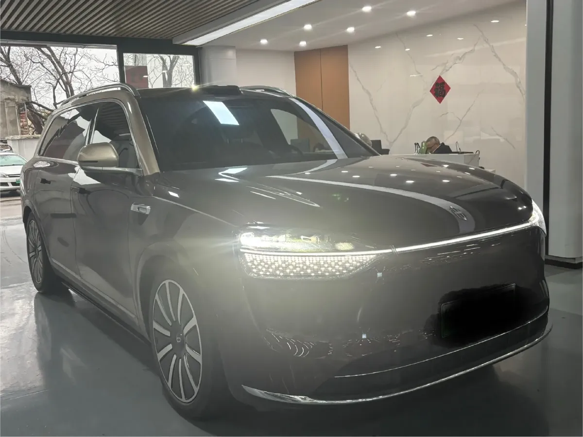 2025 AITO AITO M9 REEV 160HP REEV 52KWH,autocango,china used car exporter,china ev exporter,chinese used car exporter,chinese used ev exporter