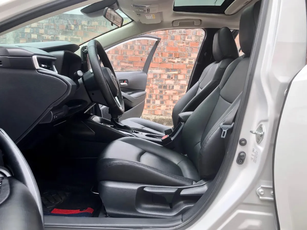 2019 Toyota Corolla 1.2T 116HP L4 CVT,autocango,china used car exporter,china ev exporter,chinese used car exporter,chinese used ev exporter