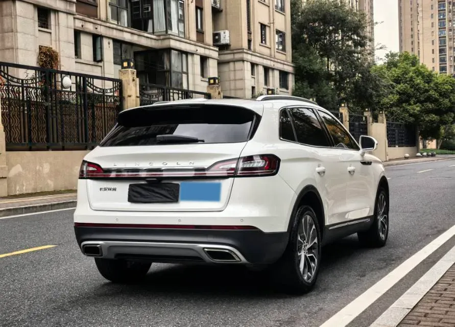 2021 Lincoln Nautilus 2.0T 245HP L4 8AT,autocango,china used car exporter,china ev exporter,chinese used car exporter,chinese used ev exporter