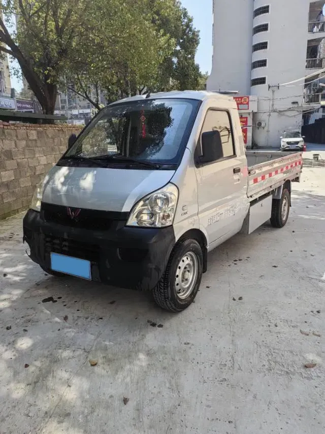 2015 Geely KingKong 1.5L 94HP L4 5MT,autocango,china used car exporter,china ev exporter,chinese used car exporter,chinese used ev exporter