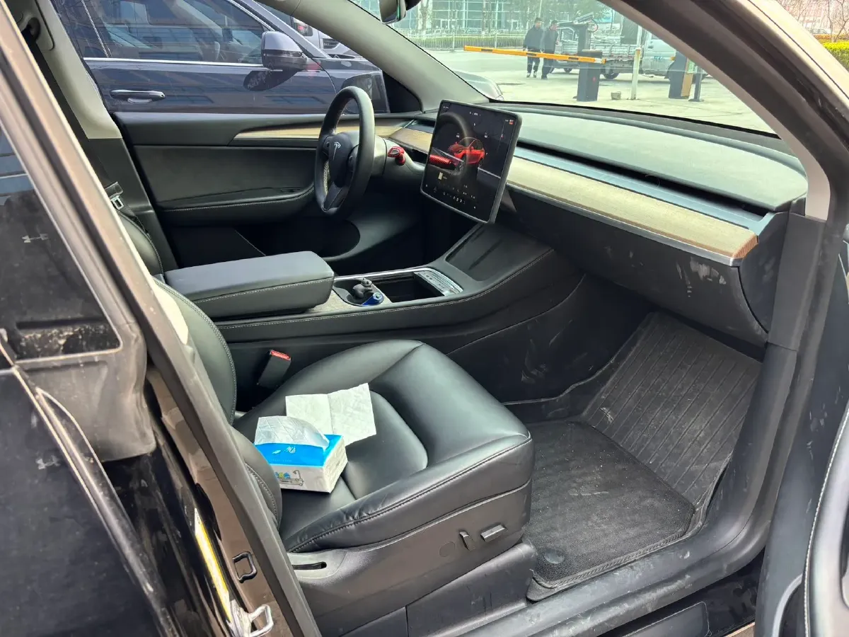 2022 Tesla Model Y BEV 60KWH,autocango,china used car exporter,china ev exporter,chinese used car exporter,chinese used ev exporter