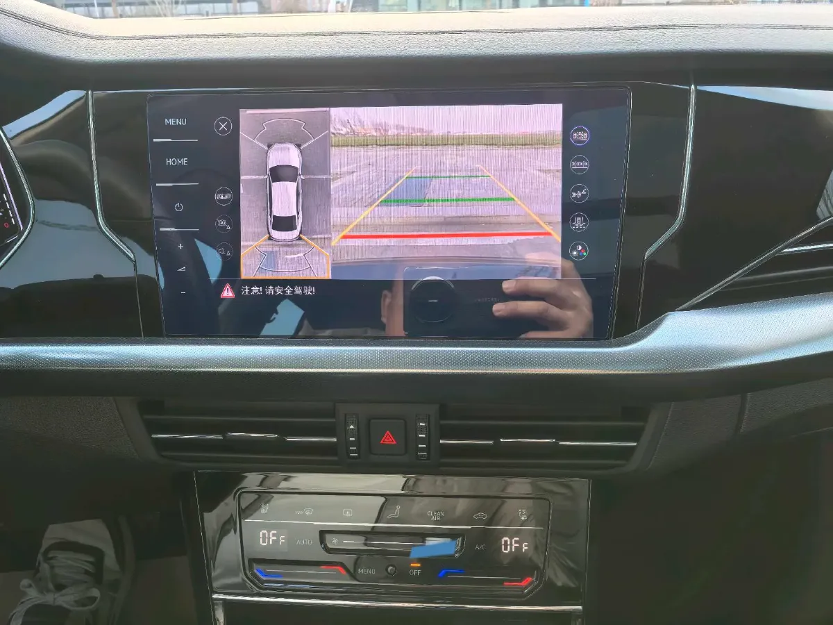 2022 Volkswagen Passat 2.0T 220HP L4 7DCT,autocango,china used car exporter,china ev exporter,chinese used car exporter,chinese used ev exporter