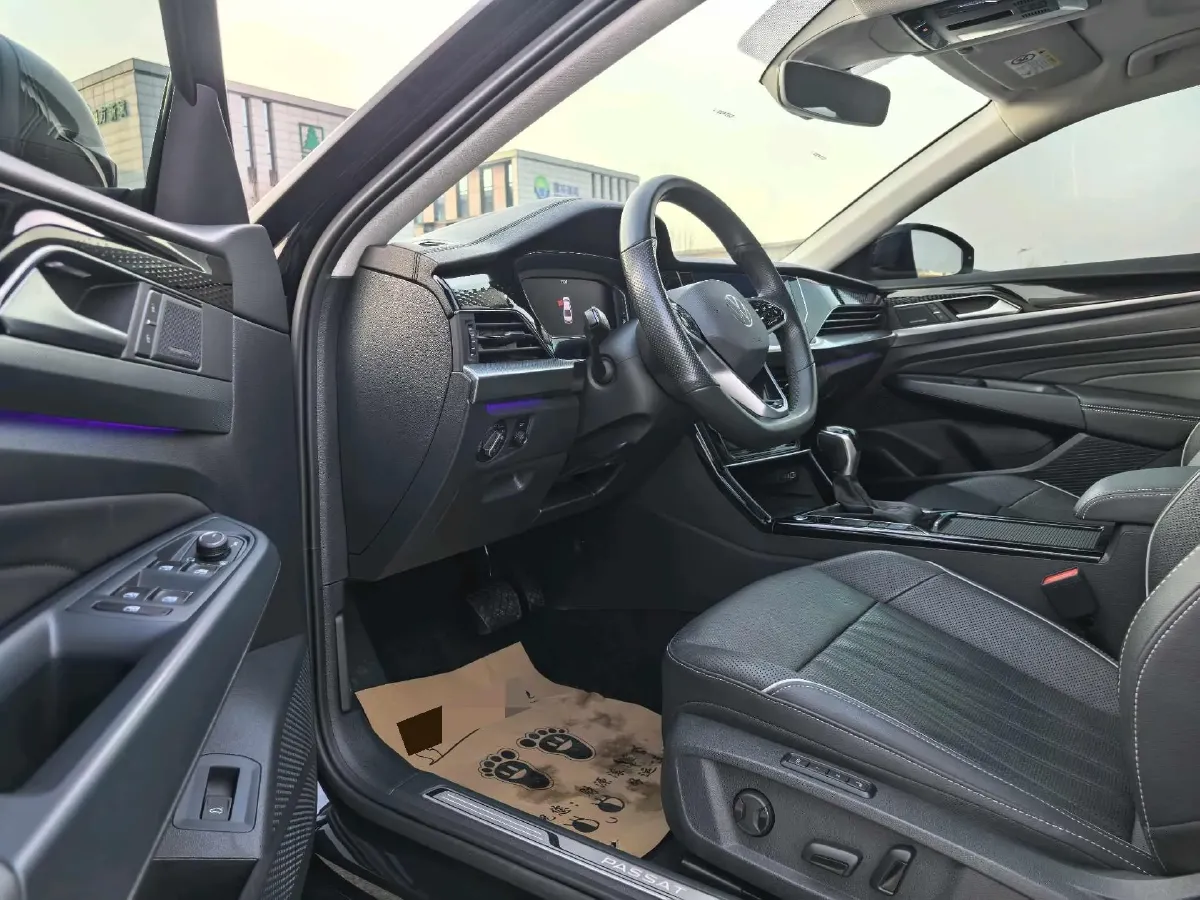 2022 Volkswagen Passat 2.0T 220HP L4 7DCT,autocango,china used car exporter,china ev exporter,chinese used car exporter,chinese used ev exporter