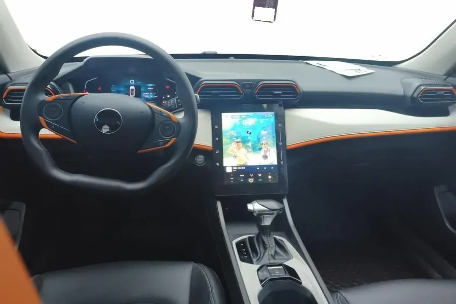 2023 DongFeng Aeolus YiXuan 1.5L 125HP L4 6DCT,autocango,china used car exporter,china ev exporter,chinese used car exporter,chinese used ev exporter