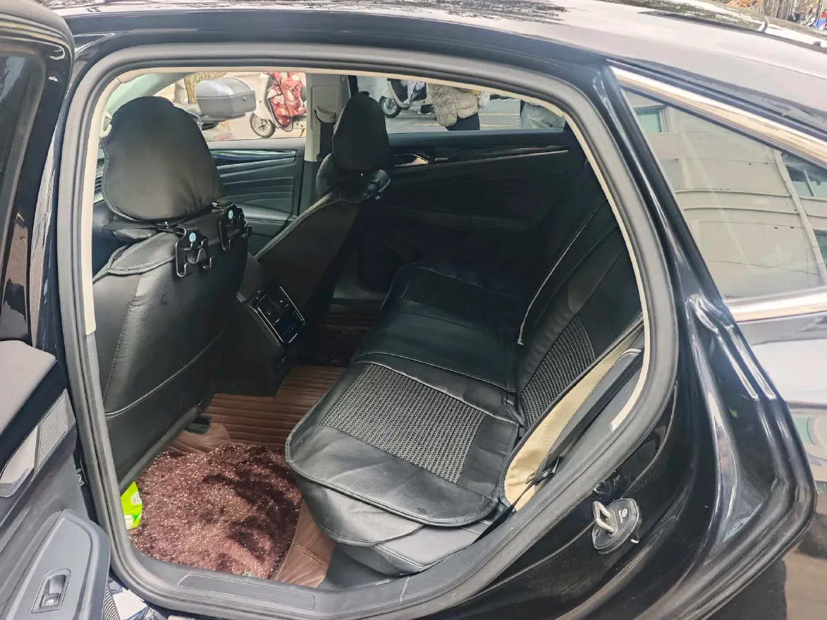 2023 Volkswagen Passat 2.0T 186HP L4 7DCT,autocango,china used car exporter,china ev exporter,chinese used car exporter,chinese used ev exporter