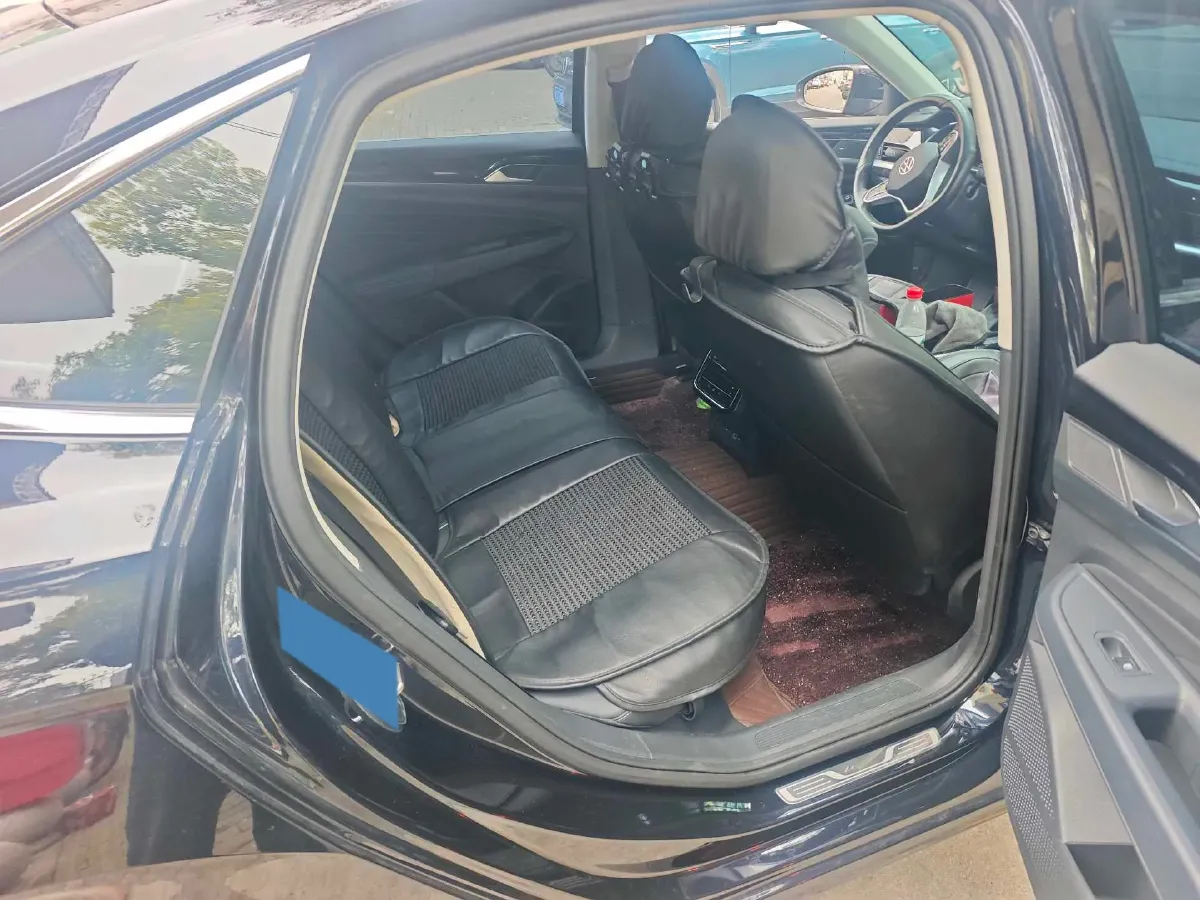 2023 Volkswagen Passat 2.0T 186HP L4 7DCT,autocango,china used car exporter,china ev exporter,chinese used car exporter,chinese used ev exporter