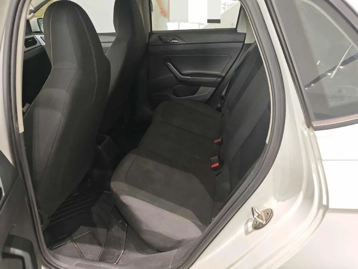 2023 Volkswagen Polo 1.5L 110HP L4 6AT,autocango,china used car exporter,china ev exporter,chinese used car exporter,chinese used ev exporter