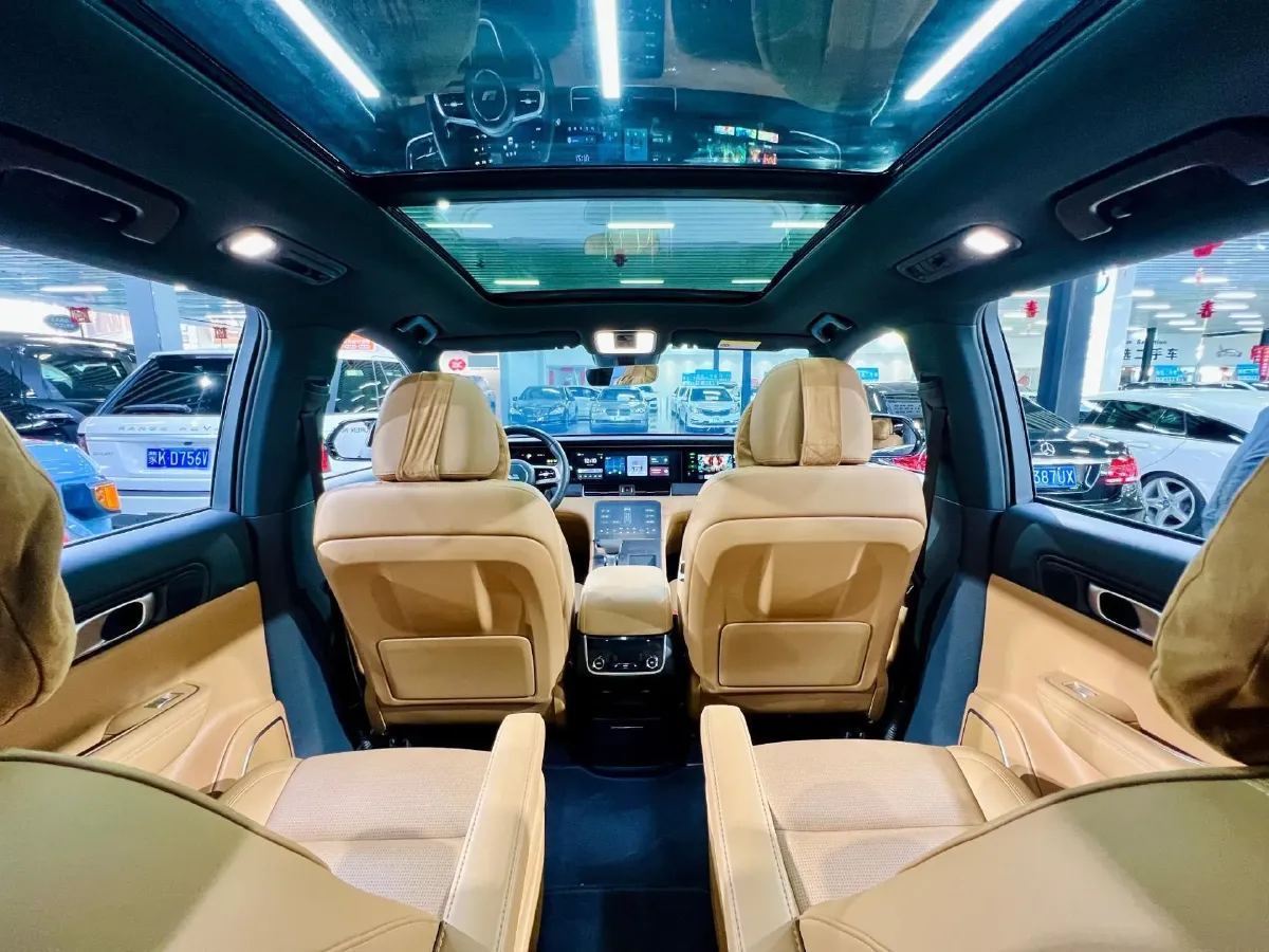 2021 Li ONE Range Extended 131HP REEV 40.5KWH,autocango,china used car exporter,china ev exporter,chinese used car exporter,chinese used ev exporter