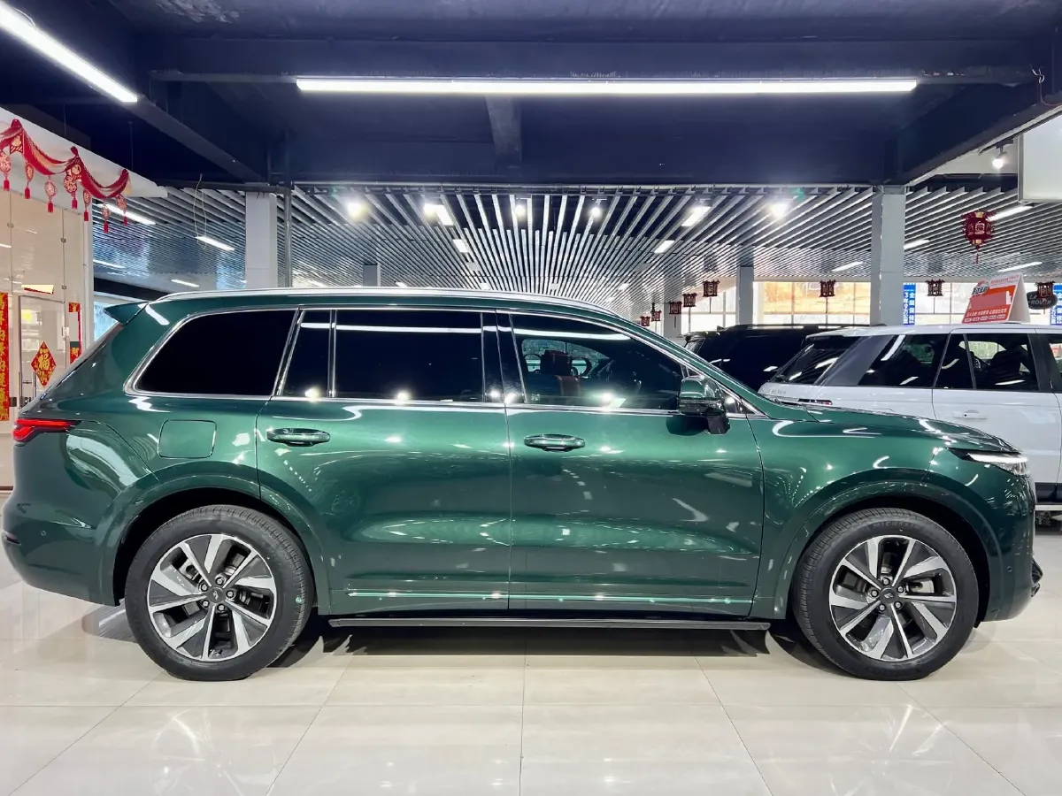 2021 Li ONE Range Extended 131HP REEV 40.5KWH,autocango,china used car exporter,china ev exporter,chinese used car exporter,chinese used ev exporter