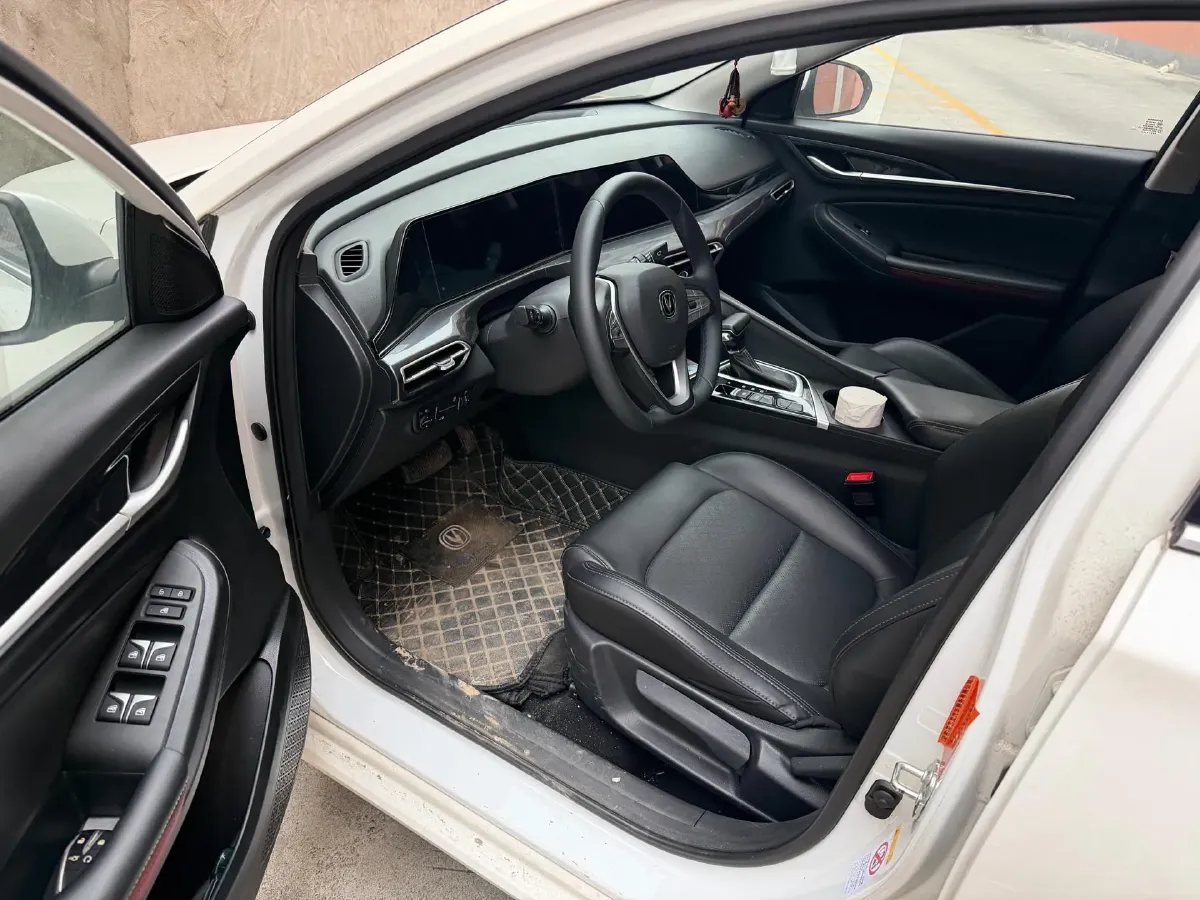 2020 ChangAn Eado 1.4T 158HP L4 7DCT,autocango,china used car exporter,china ev exporter,chinese used car exporter,chinese used ev exporter