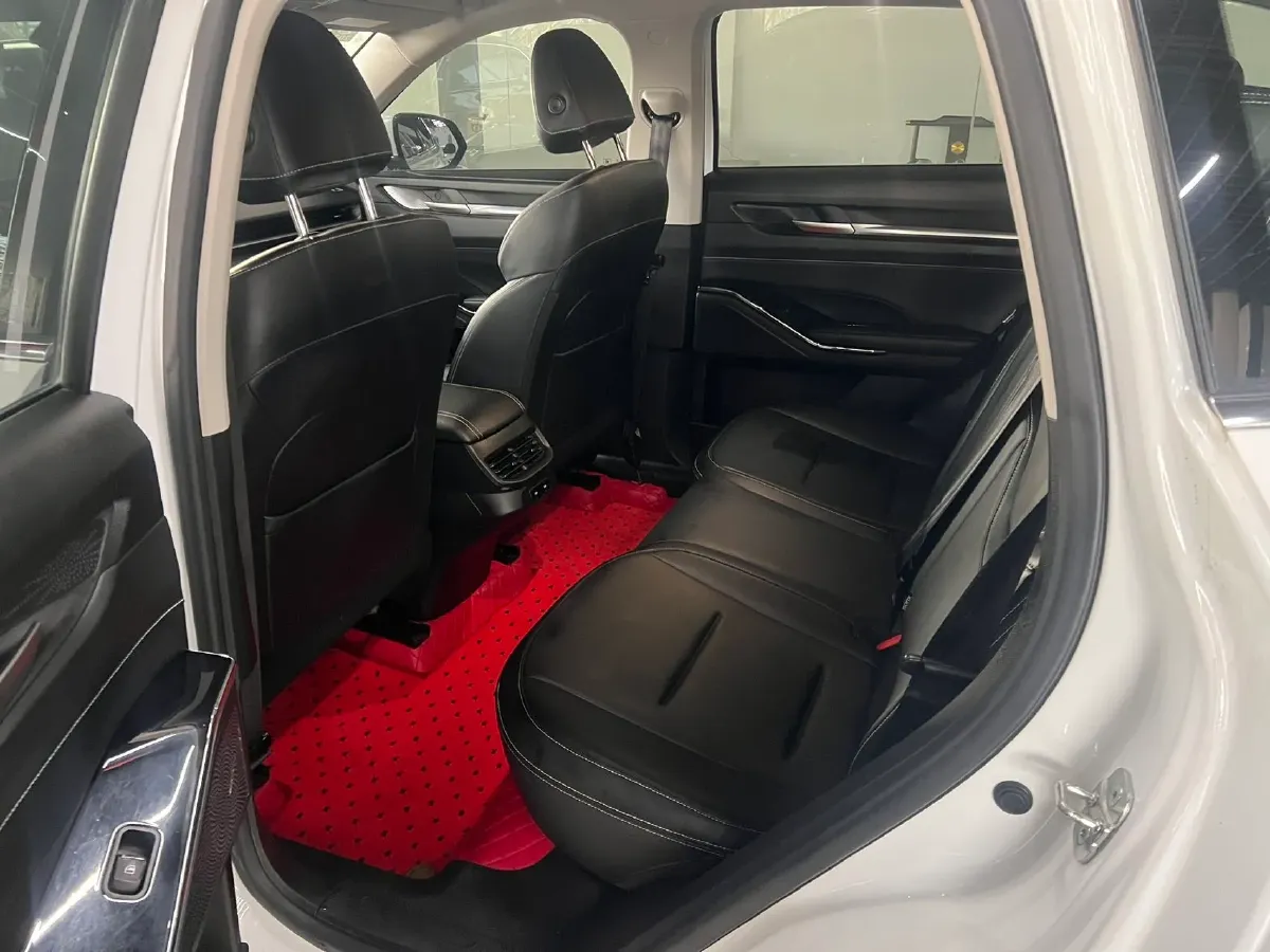 2021 Haval H6 2.0T 211HP L4 7DCT,autocango,china used car exporter,china ev exporter,chinese used car exporter,chinese used ev exporter