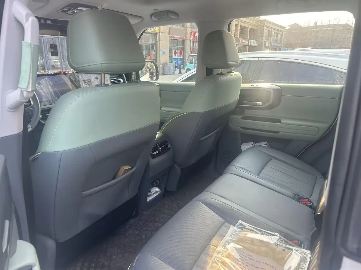 2025 Beijing BJ40 REEV REEV 188HP REEV 40.3KWH,autocango,china used car exporter,china ev exporter,chinese used car exporter,chinese used ev exporter