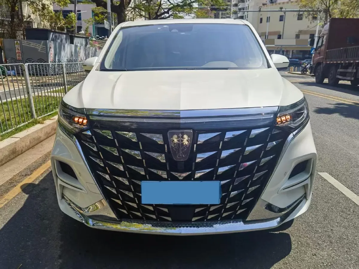 2023 Roewe iMAX8 2.0T 234HP L4 8AT,autocango,china used car exporter,china ev exporter,chinese used car exporter,chinese used ev exporter