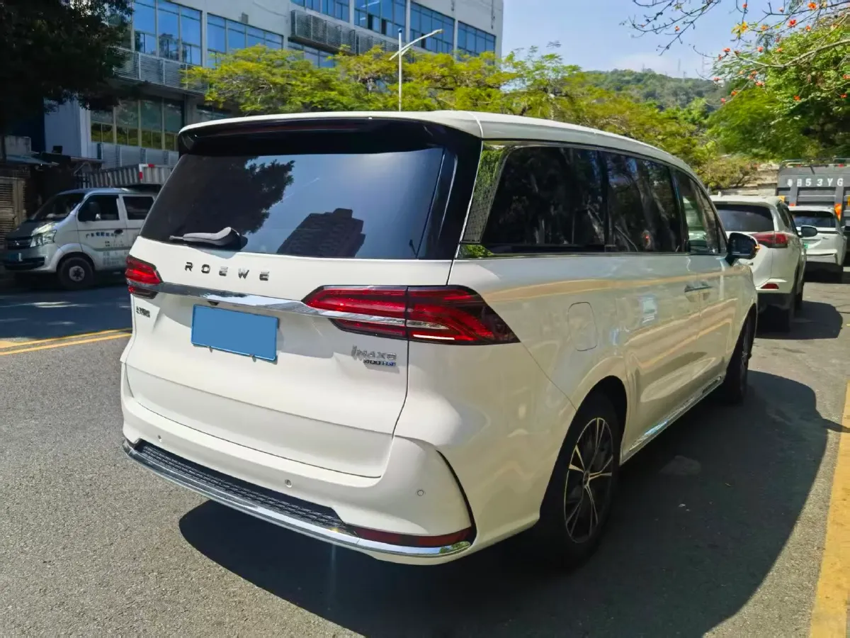 2023 Roewe iMAX8 2.0T 234HP L4 8AT,autocango,china used car exporter,china ev exporter,chinese used car exporter,chinese used ev exporter