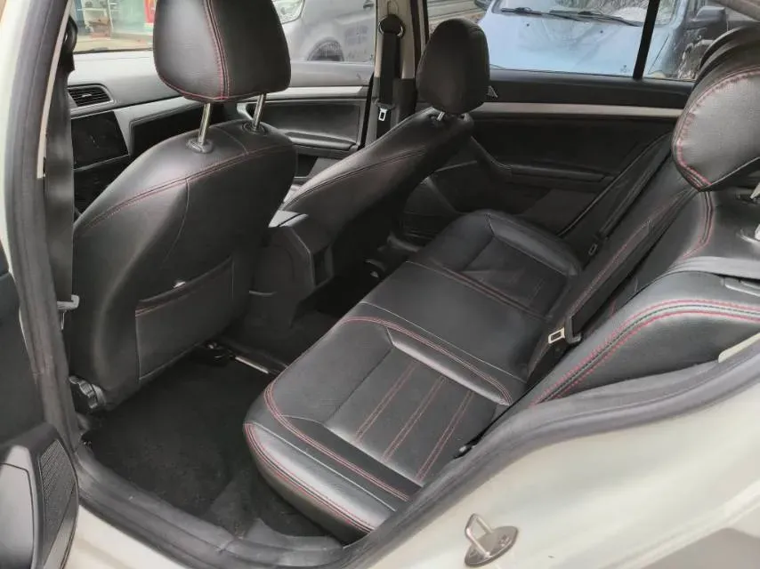 2017 Volkswagen Lavida 1.6L 110HP L4 6AT,autocango,china used car exporter,china ev exporter,chinese used car exporter,chinese used ev exporter