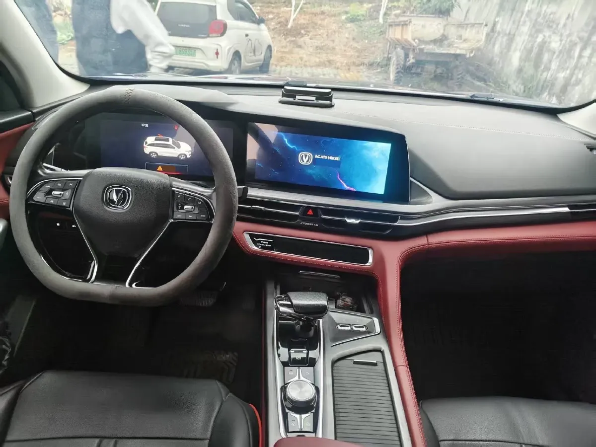 2020 ChangAn CS75 Plus 2.0T 233HP L4 8AT,autocango,china used car exporter,china ev exporter,chinese used car exporter,chinese used ev exporter