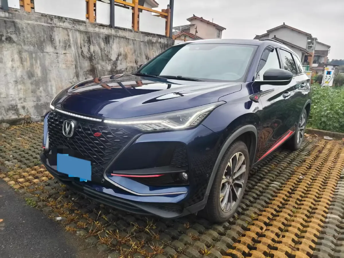 2020 ChangAn CS75 Plus 2.0T 233HP L4 8AT,autocango,china used car exporter,china ev exporter,chinese used car exporter,chinese used ev exporter