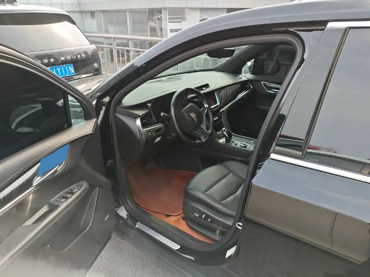 2022 Cadillac XT6 2.0T 237HP L4 9AT,autocango,china used car exporter,china ev exporter,chinese used car exporter,chinese used ev exporter