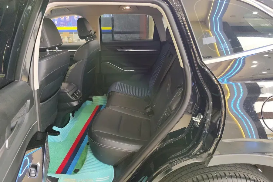 2021 Haval H6 2.0T 211HP L4 7DCT,autocango,china used car exporter,china ev exporter,chinese used car exporter,chinese used ev exporter