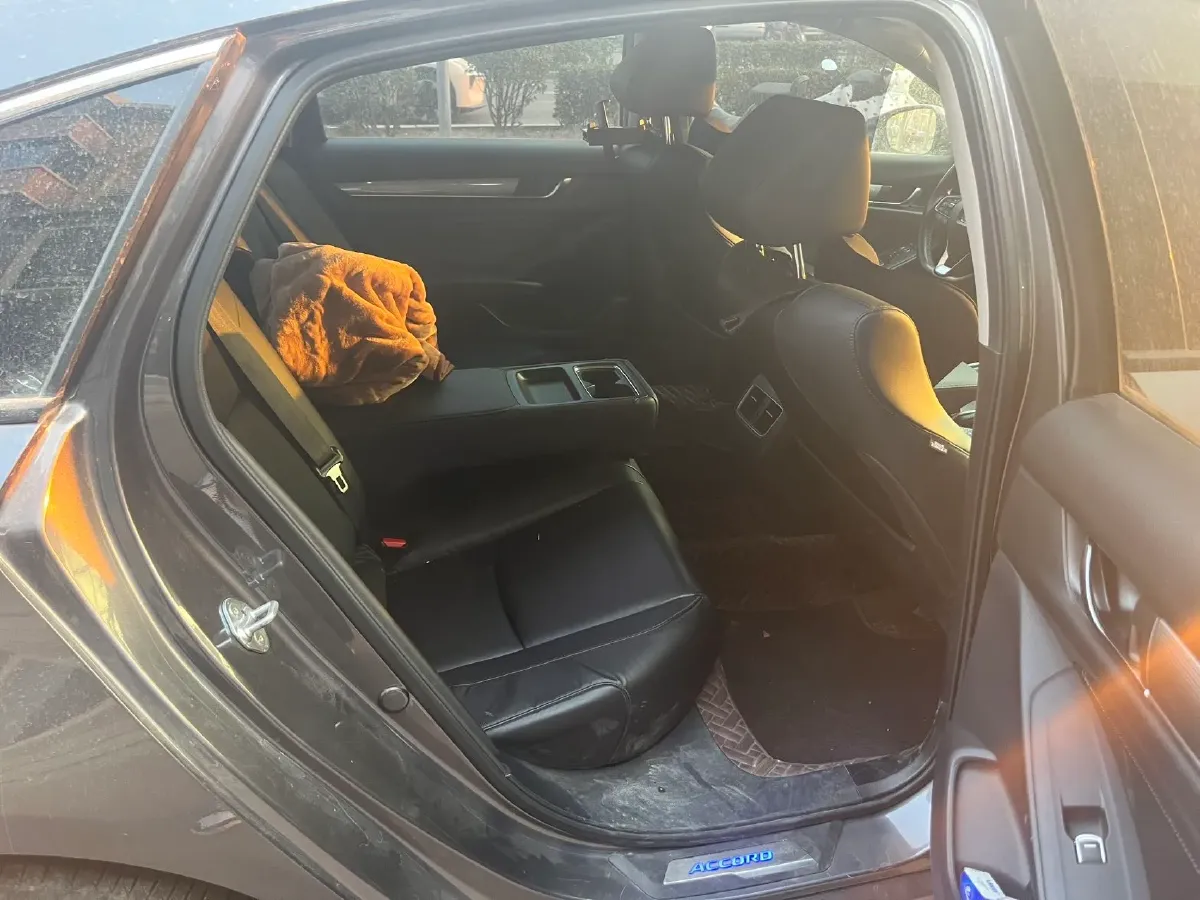 2021 Honda Accord 1.5T 194HP L4 CVT,autocango,china used car exporter,china ev exporter,chinese used car exporter,chinese used ev exporter