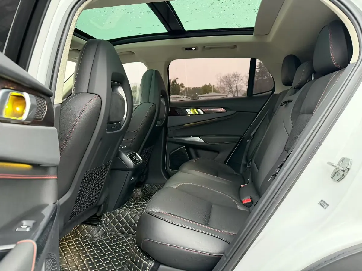 2017 Foton Sauvana 2.0T 218HP L4 6AT,autocango,china used car exporter,china ev exporter,chinese used car exporter,chinese used ev exporter