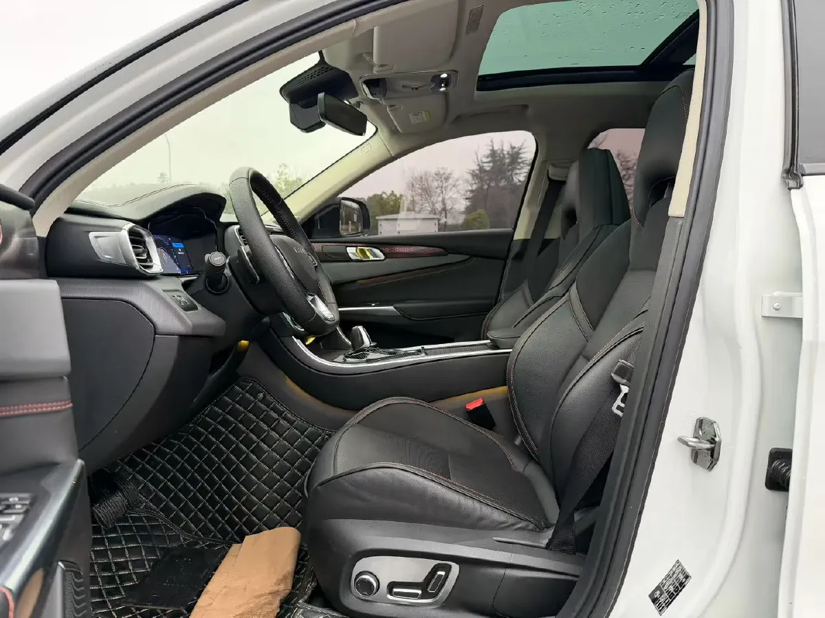 2017 Foton Sauvana 2.0T 218HP L4 6AT,autocango,china used car exporter,china ev exporter,chinese used car exporter,chinese used ev exporter