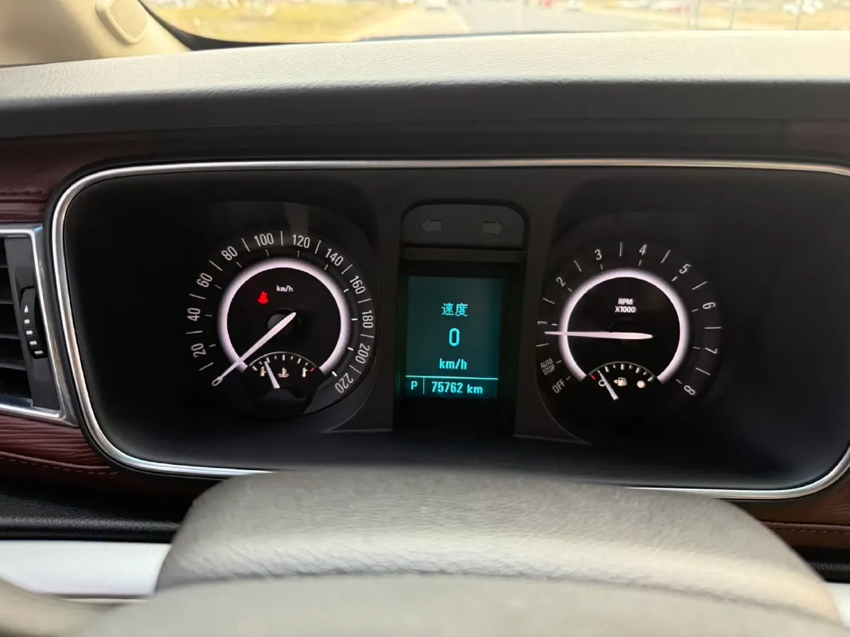 2018 Buick GL8 2.0T 260HP L4 6AT,autocango,china used car exporter,china ev exporter,chinese used car exporter,chinese used ev exporter