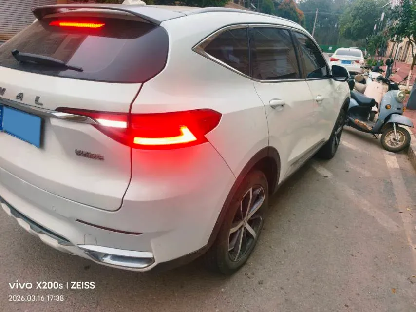 2020 Haval F7 1.5T 169HP L4 7DCT,autocango,china used car exporter,china ev exporter,chinese used car exporter,chinese used ev exporter
