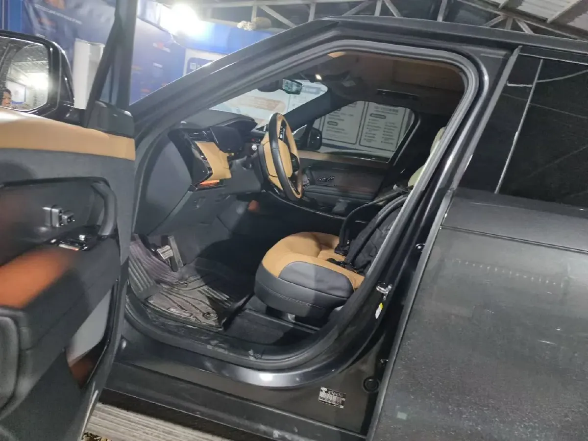 2024 Land Rover Range Rover Sport 3.0T 400HP L6 8AT,autocango,china used car exporter,china ev exporter,chinese used car exporter,chinese used ev exporter