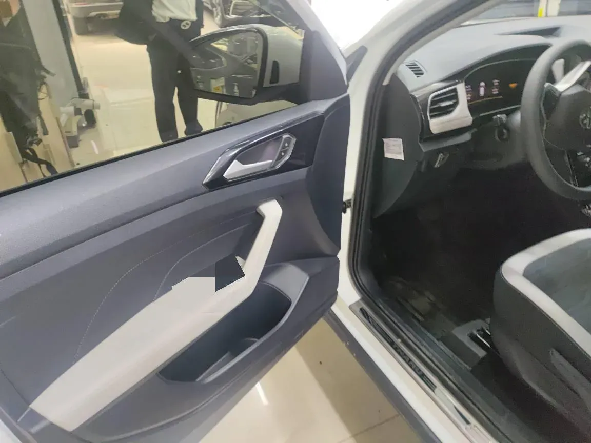 2025 Volkswagen Tharu 1.5L 110HP L4 6AT,autocango,china used car exporter,china ev exporter,chinese used car exporter,chinese used ev exporter