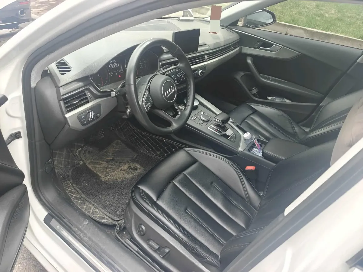 2019 Audi A4L 2.0T 190HP L4 7DCT,autocango,china used car exporter,china ev exporter,chinese used car exporter,chinese used ev exporter