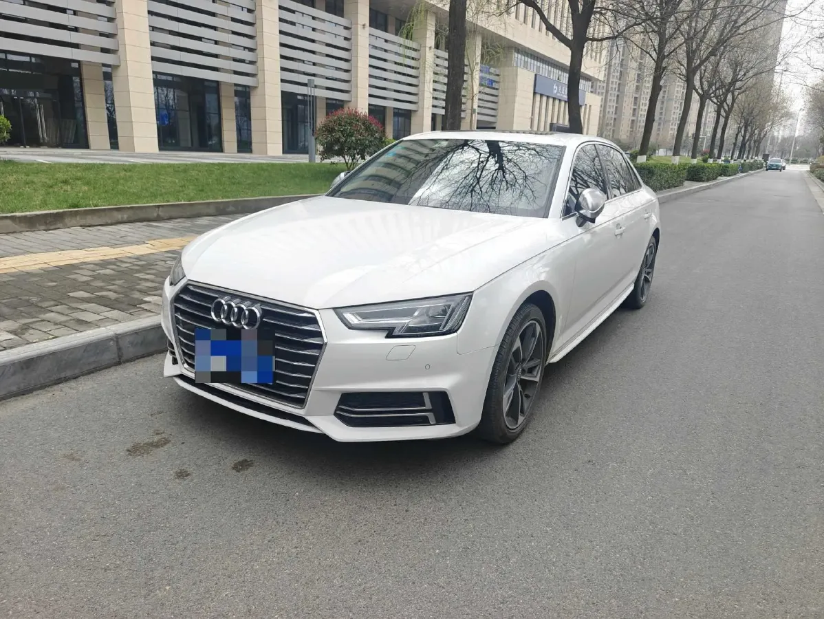 2019 Audi A4L 2.0T 190HP L4 7DCT,autocango,china used car exporter,china ev exporter,chinese used car exporter,chinese used ev exporter