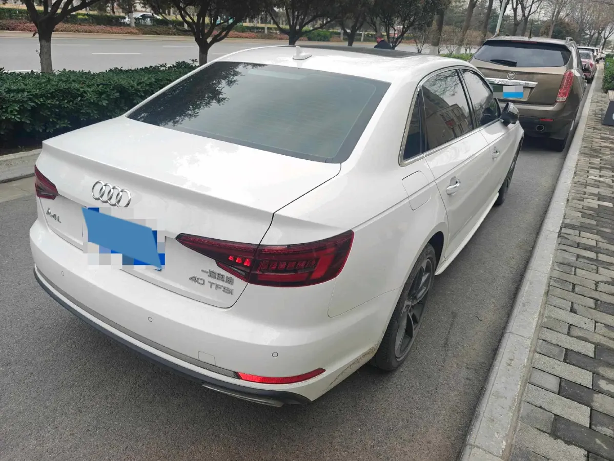 2019 Audi A4L 2.0T 190HP L4 7DCT,autocango,china used car exporter,china ev exporter,chinese used car exporter,chinese used ev exporter