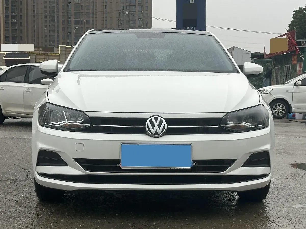 2019 Volkswagen Polo 1.5L 113HP L4 5MT,autocango,china used car exporter,china ev exporter,chinese used car exporter,chinese used ev exporter