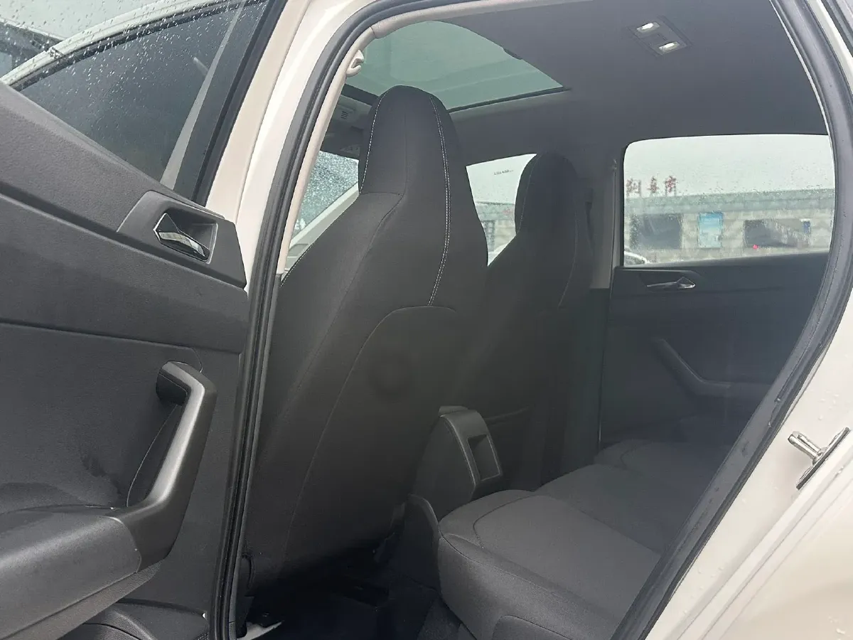 2019 Volkswagen Polo 1.5L 113HP L4 5MT,autocango,china used car exporter,china ev exporter,chinese used car exporter,chinese used ev exporter