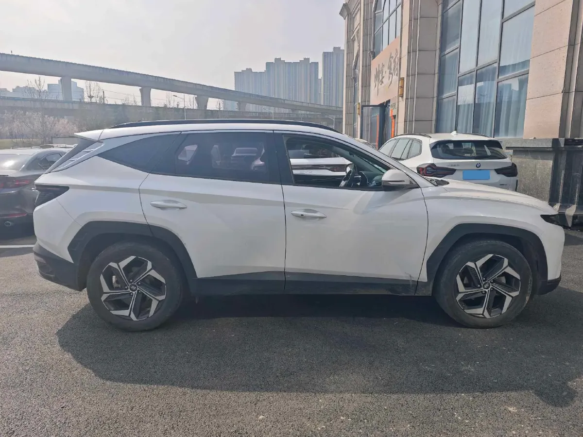 2023 Hyundai Tucson 1.5T 200HP L4 8AT,autocango,china used car exporter,china ev exporter,chinese used car exporter,chinese used ev exporter
