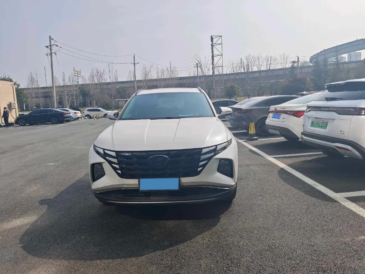 2023 Hyundai Tucson 1.5T 200HP L4 8AT,autocango,china used car exporter,china ev exporter,chinese used car exporter,chinese used ev exporter