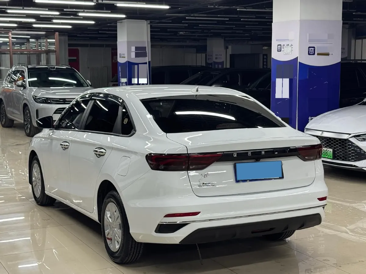 2025 Geely Emgrand 1.5L 127HP L4 5MT,autocango,china used car exporter,china ev exporter,chinese used car exporter,chinese used ev exporter