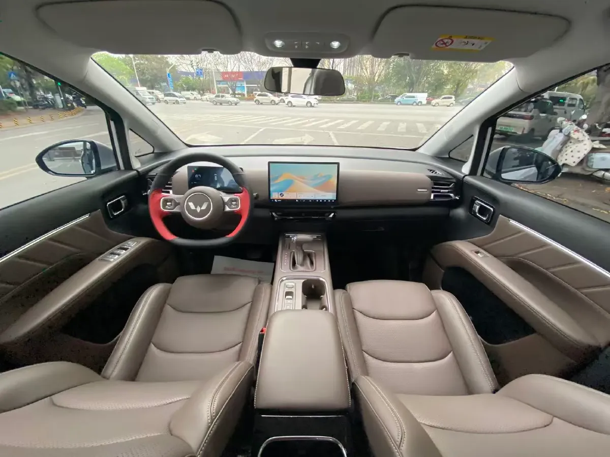 2025 WuLing XingGuang 730 1.5T 177HP L4 CVT,autocango,china used car exporter,china ev exporter,chinese used car exporter,chinese used ev exporter