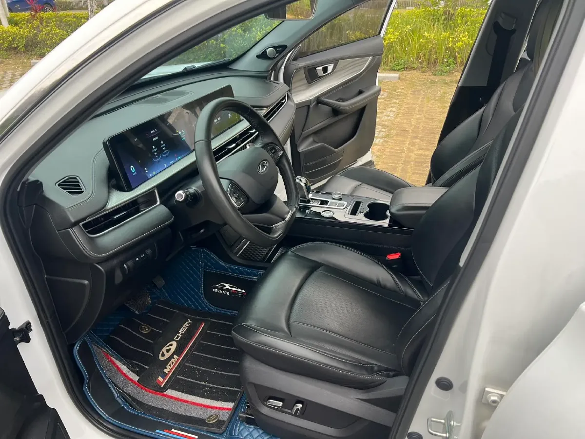 2022 Chery Tiggo 8 Plus 1.6T 197HP L4 7DCT,autocango,china used car exporter,china ev exporter,chinese used car exporter,chinese used ev exporter