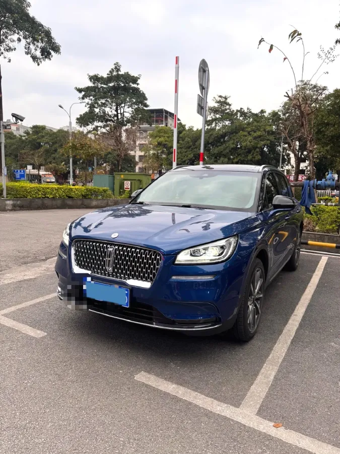 2022 Lincoln Corsair 2.0T 245HP L4 8AT,autocango,china used car exporter,china ev exporter,chinese used car exporter,chinese used ev exporter