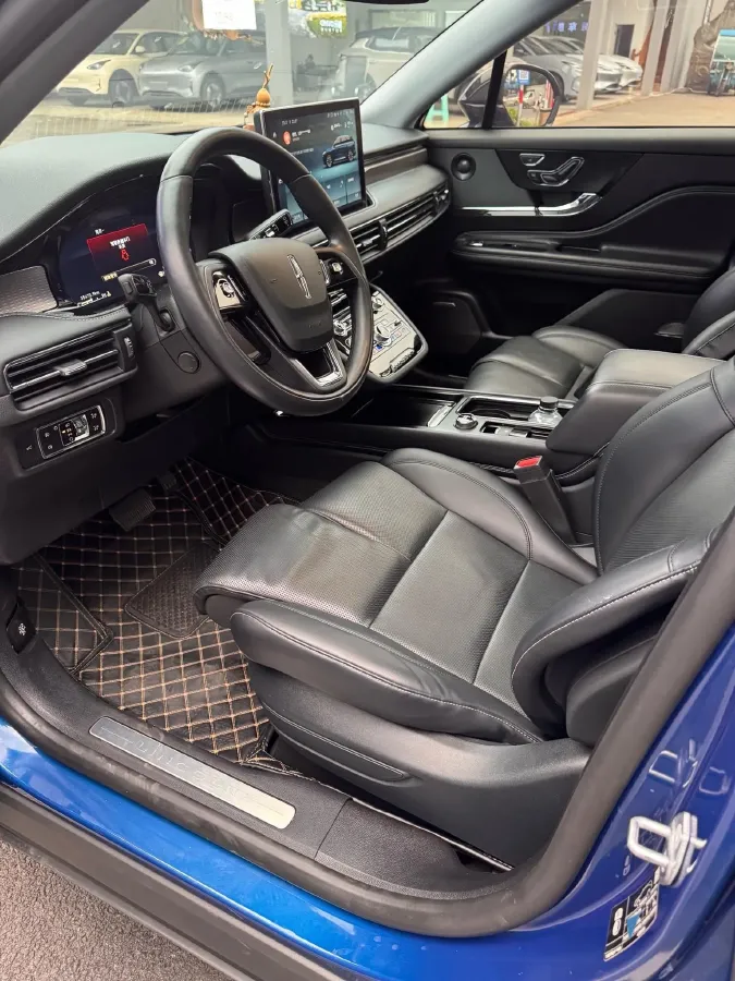 2022 Lincoln Corsair 2.0T 245HP L4 8AT,autocango,china used car exporter,china ev exporter,chinese used car exporter,chinese used ev exporter