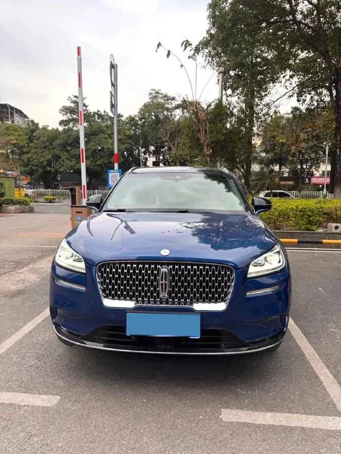2022 Lincoln Corsair 2.0T 245HP L4 8AT,autocango,china used car exporter,china ev exporter,chinese used car exporter,chinese used ev exporter